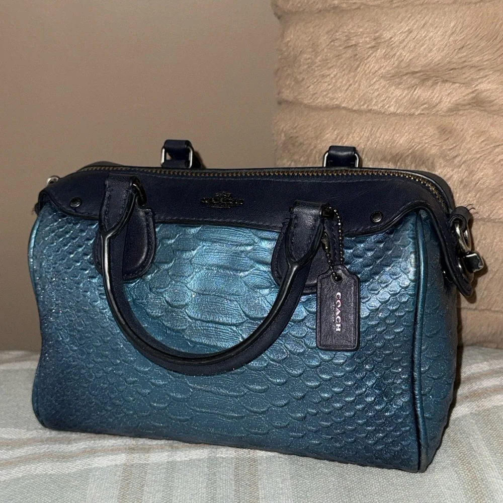 RARE Coach mini bannet Metalic Blue Satchel Bag - Picture 2 of 8